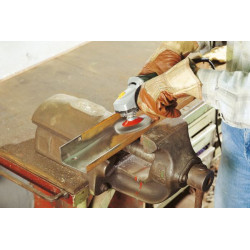 Szczotka stożkowa 100 mm/M14 Wolfcraft - drut falisty Szczotka stożkowa 100 mm/M14 Wolfcraft - drut falisty