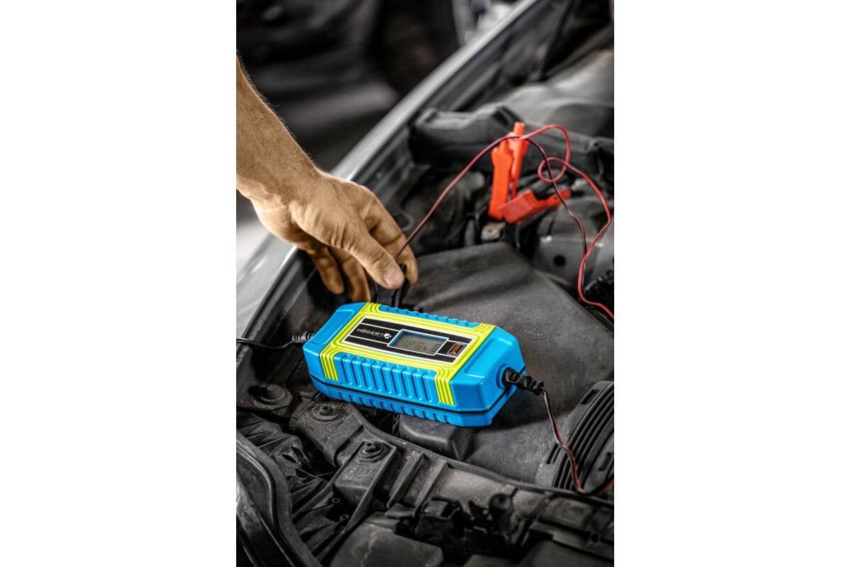 Ładowarka elektroniczna 6V/12V